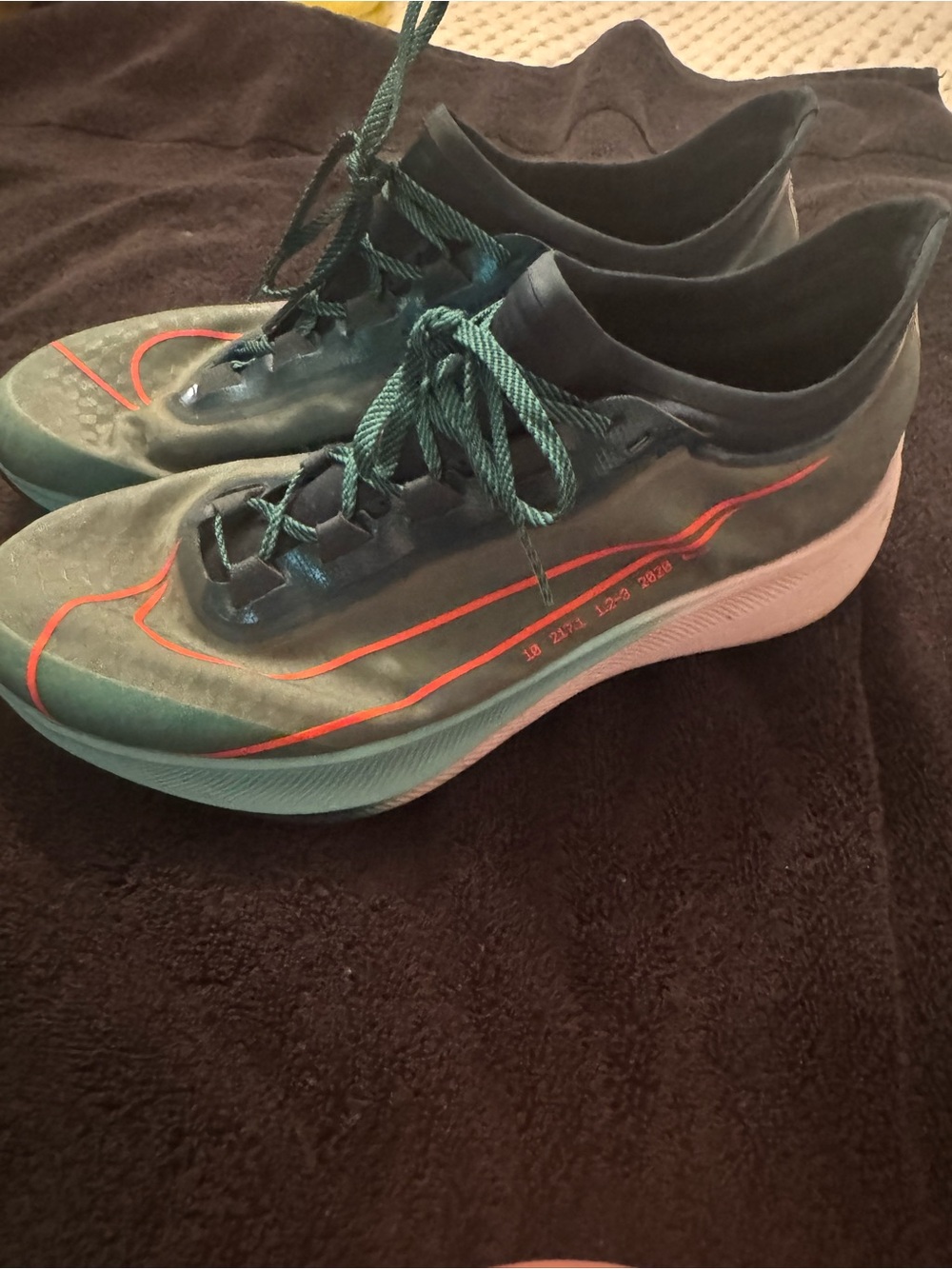 Nike Men's Teal Vapor Fly 3 Running Shoes with Orange Accents